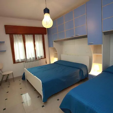 Two-bedroom In Rosolina Mare/venetien 25037 * روسولينا ماري